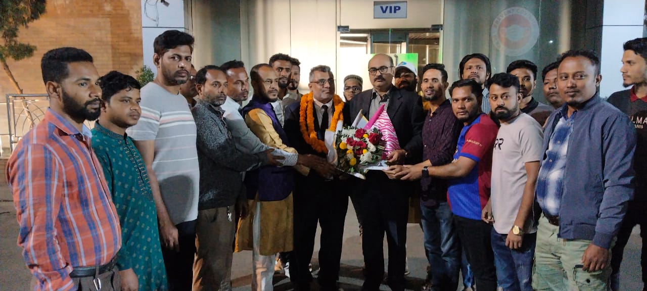 জার্মান বিএনপির সভাপতি আকুল মিয়া  বিমানবন্দরে সংবর্ধিত