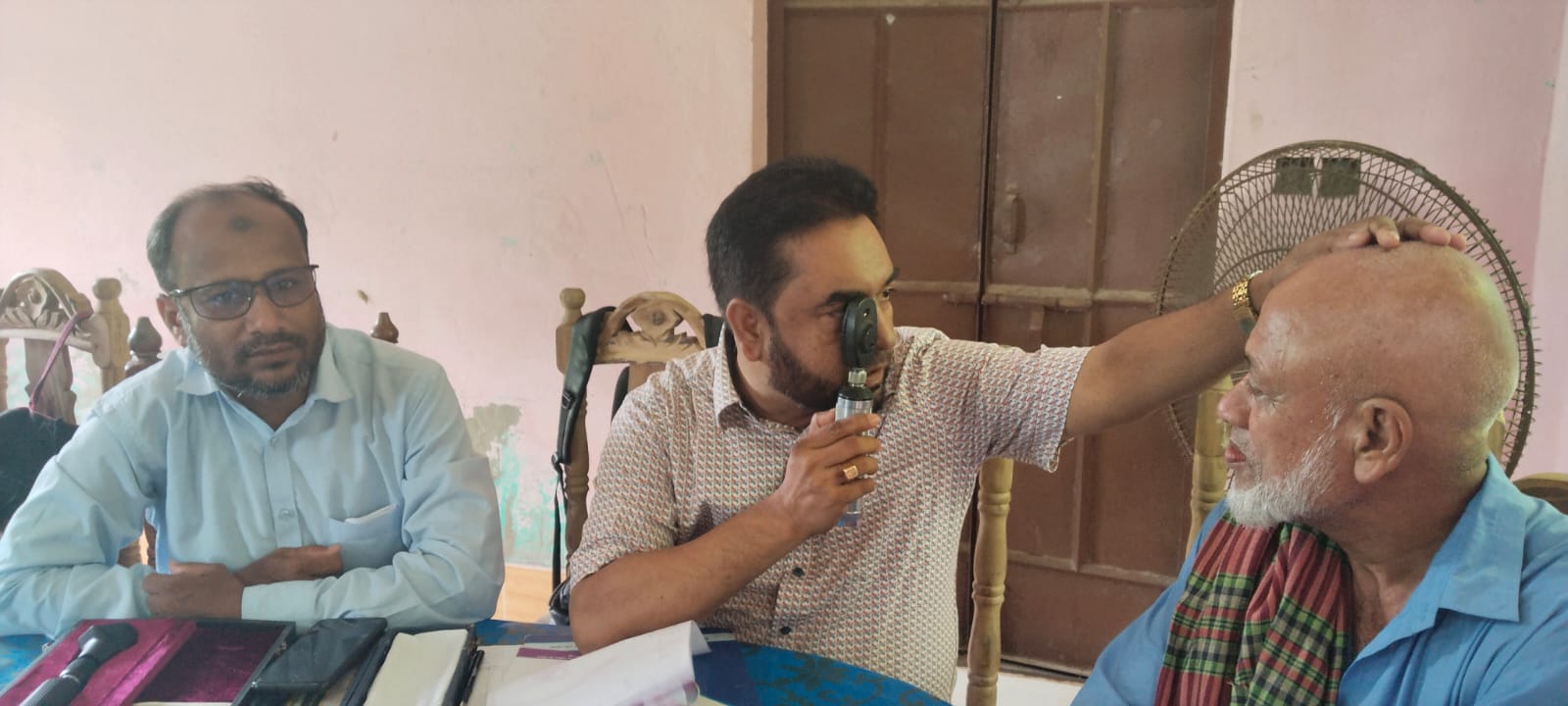 মজিদপুরে বিনামূল্যে চক্ষু ক্যাম্প অনুষ্ঠিত