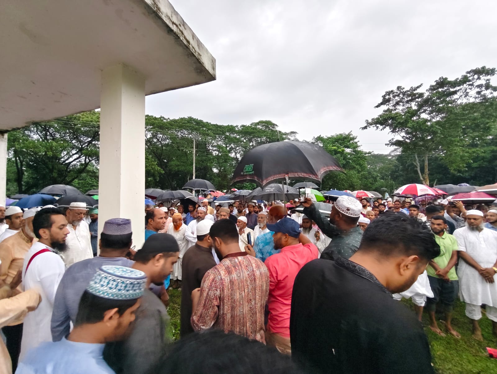 বিশিষ্ট চিকিৎসক অধ্যাপক ডাঃ মোহাম্মদ আফজল মিয়া‘র  দাফন সম্পন্ন ॥  বিভিন্ন মহলের শোক