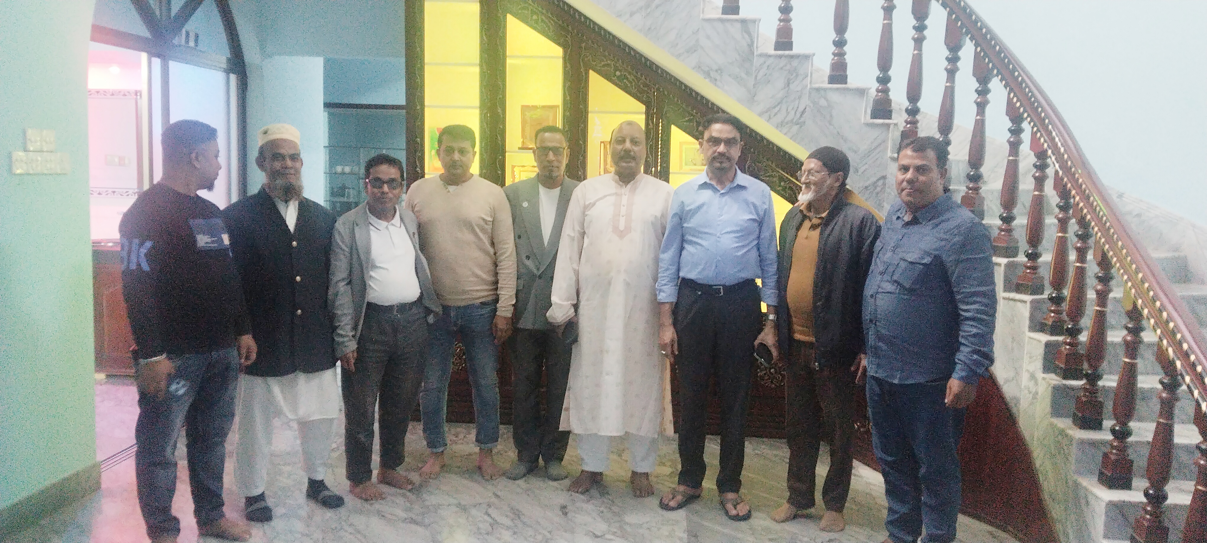 সিলেট-৫ আসনের মনোনয়ন প্রত্যাশী শরীফ আহমদ লস্কর এর বাস ভবনে সৌজন্যে সাক্ষাৎ